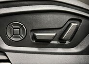 Audi Q8 SUV / Terénní 3,0 l 210 kw