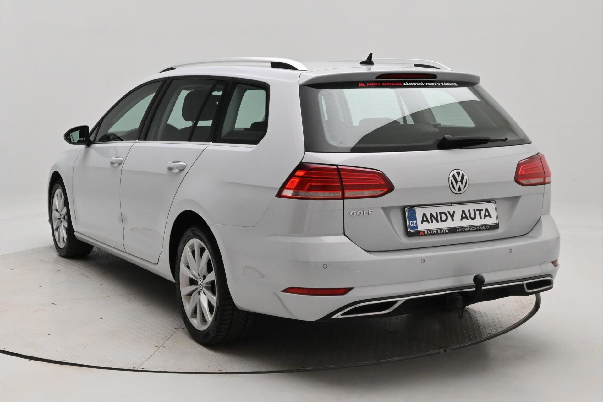 Volkswagen Golf Kombi 1,6 l 85 kw