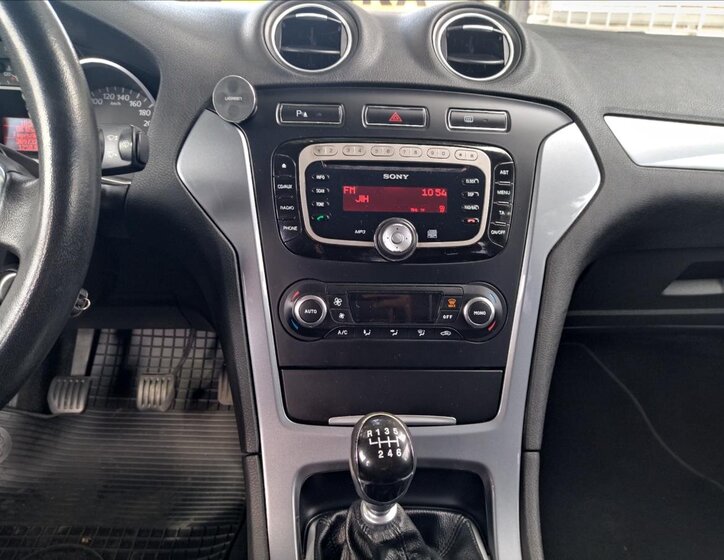 Ford Mondeo Kombi 2,0 l 120 kw