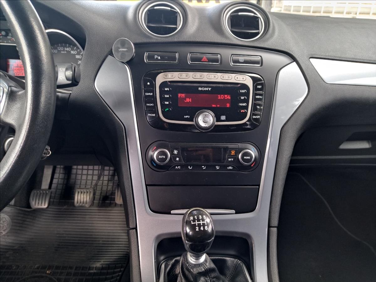 Ford Mondeo Kombi 2,0 l 120 kw