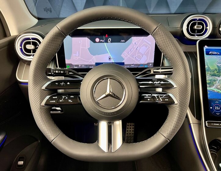 Mercedes-Benz GLC SUV 2,0 l 145 kw