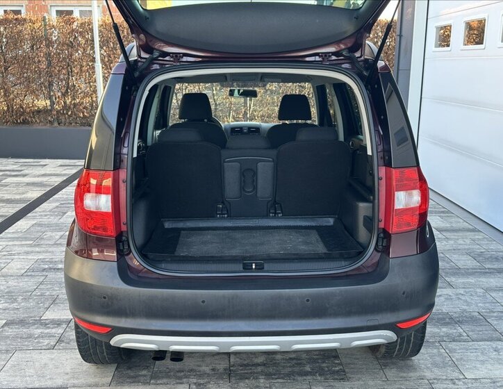 Škoda Yeti SUV / Terénní 1,4 l 90 kw