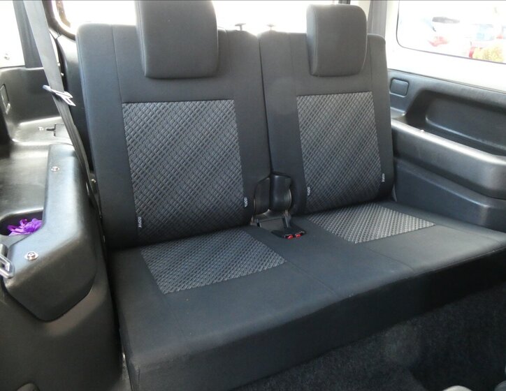 Suzuki Jimny SUV / Terénní 1,3 l 62 kw