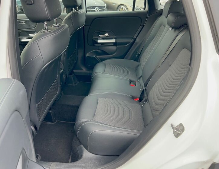 Mercedes-Benz GLA 14