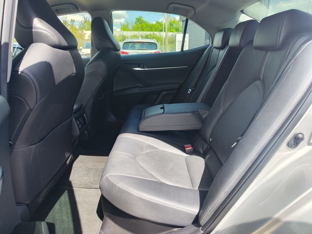 Toyota Camry Sedan / Limuzína 2,5 l 160 kw