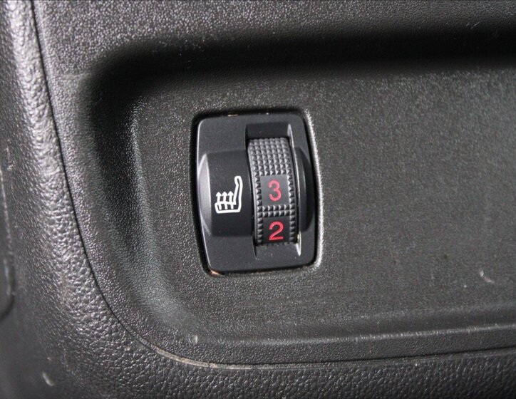 Opel Grandland X SUV 1,2 l 96 kw