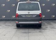 Volkswagen Multivan 8