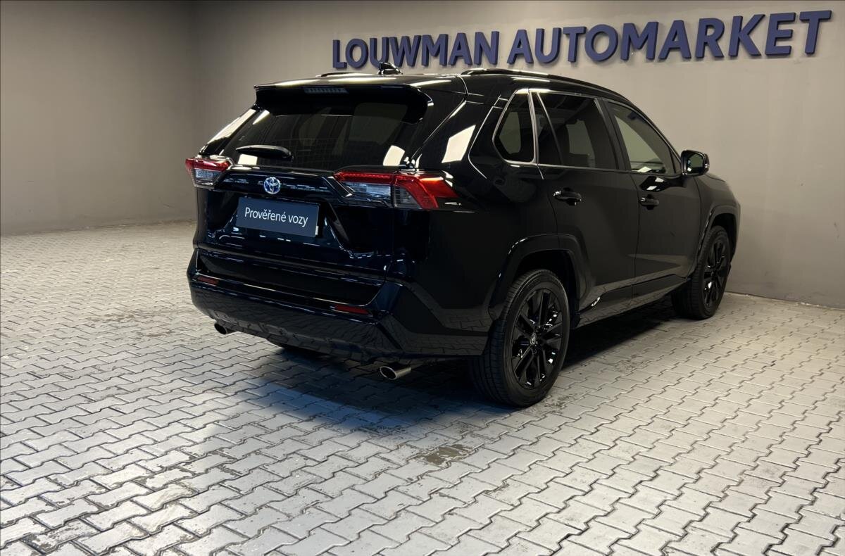 Toyota RAV4 SUV 2,5 l 131 kw