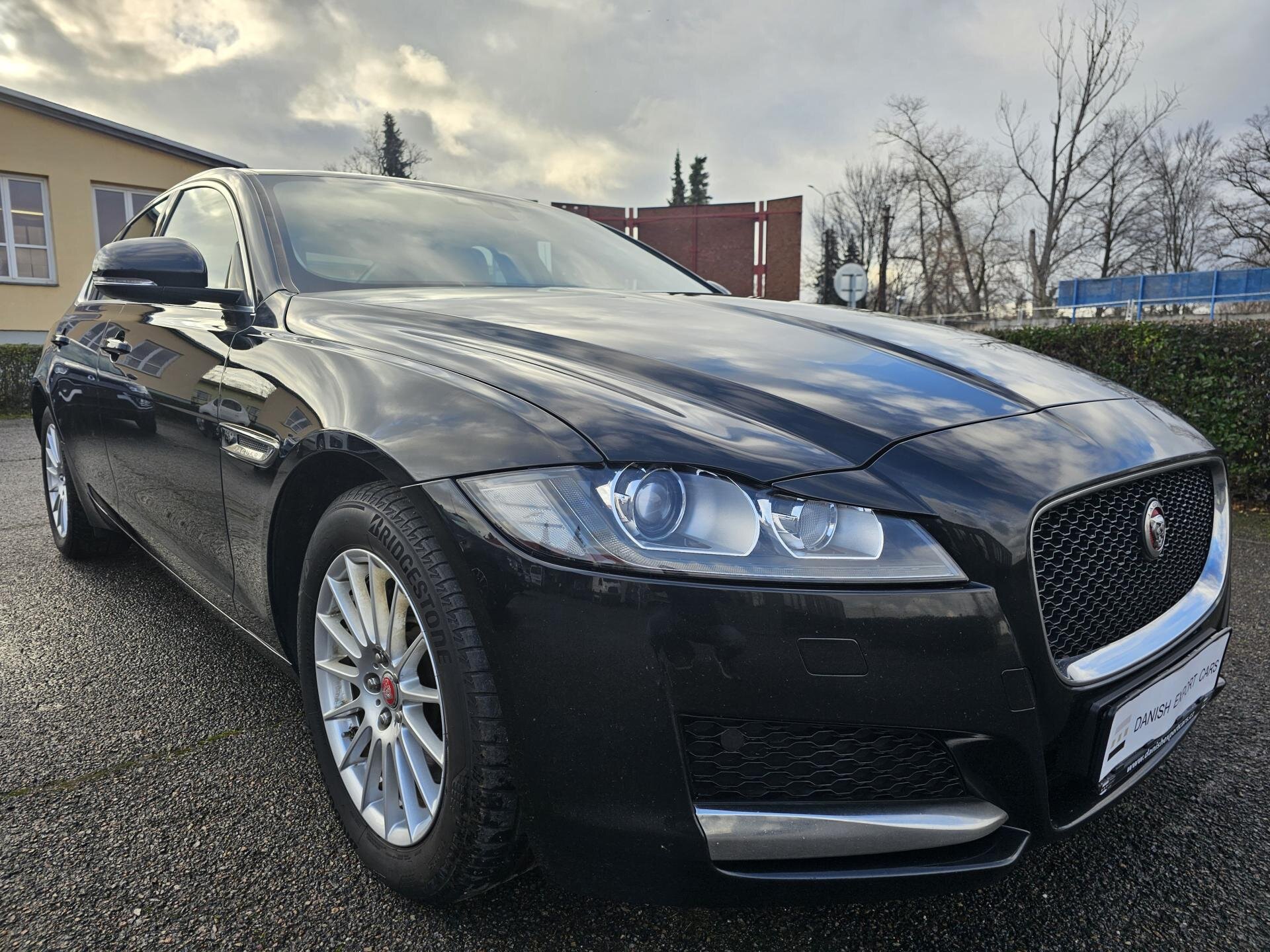 Jaguar XF Sedan 2,0 l 177 kw