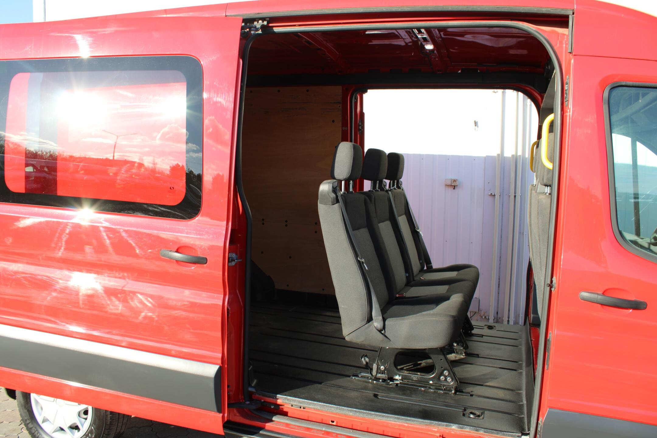 Ford Transit Užitková 2,0 l 125 kw