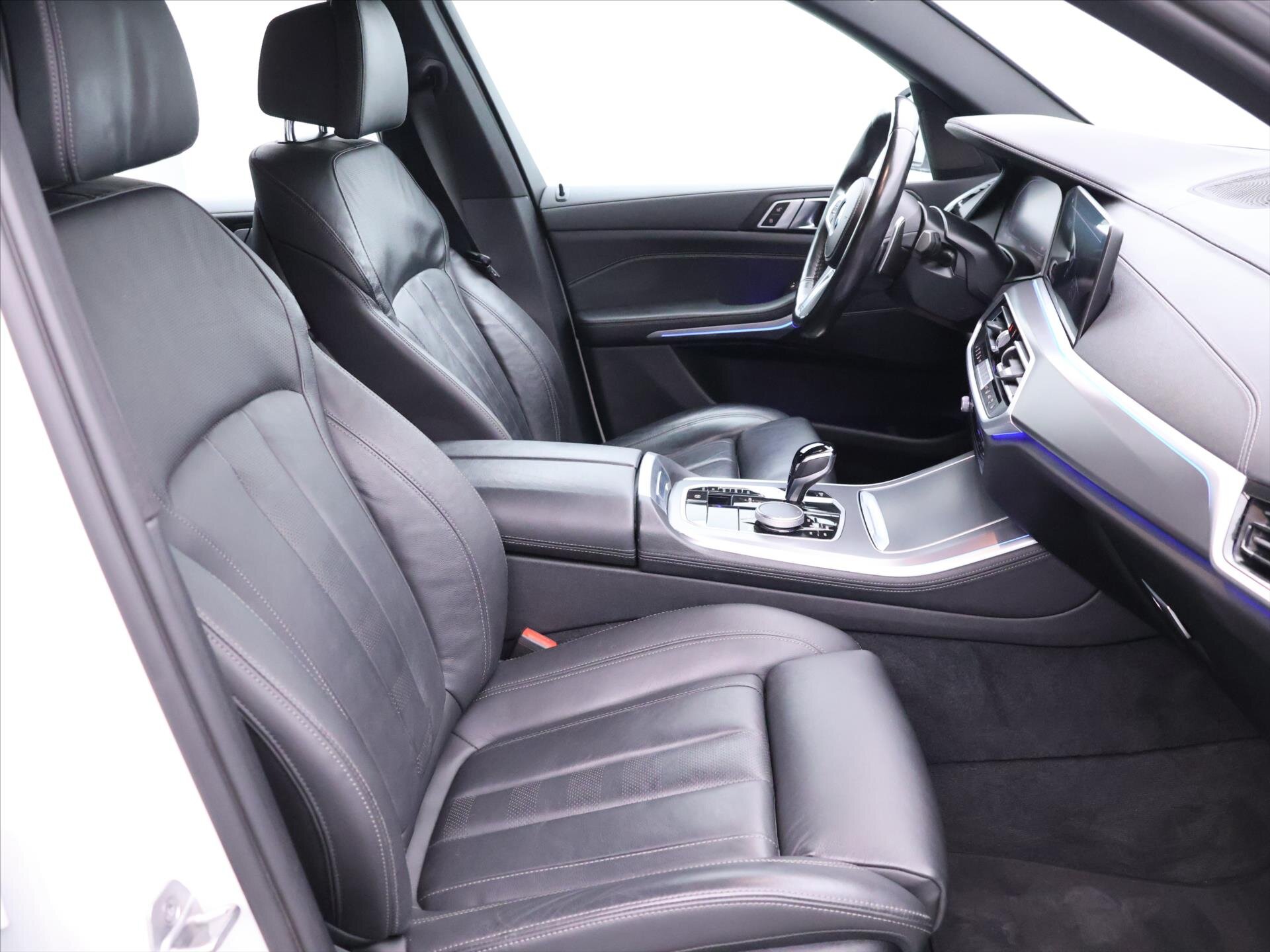 BMW X5 SUV 3,0 l 210 kw