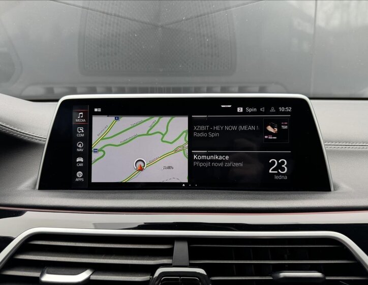 BMW Řada 7 Sedan 3,0 l 250 kw