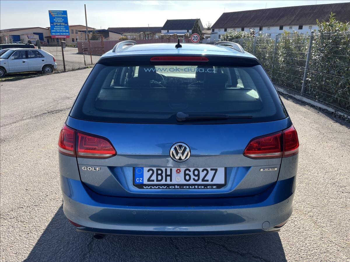 Volkswagen Golf Kombi 1,6 l 81 kw