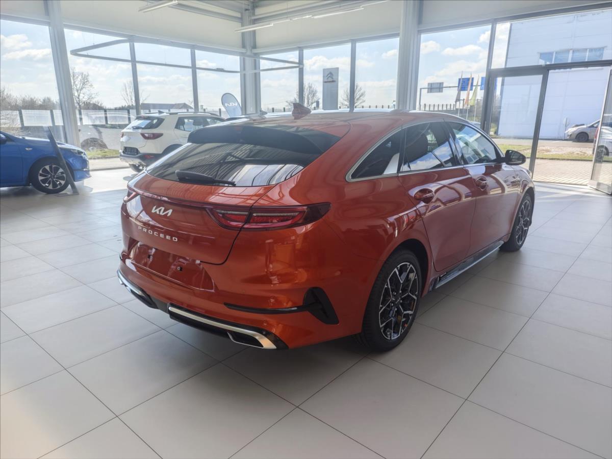 KIA ProCeed