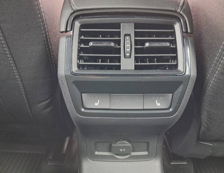 Škoda Karoq SUV / Terénní 2,0 l 110 kw