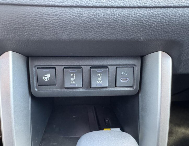 Toyota Corolla Cross 7