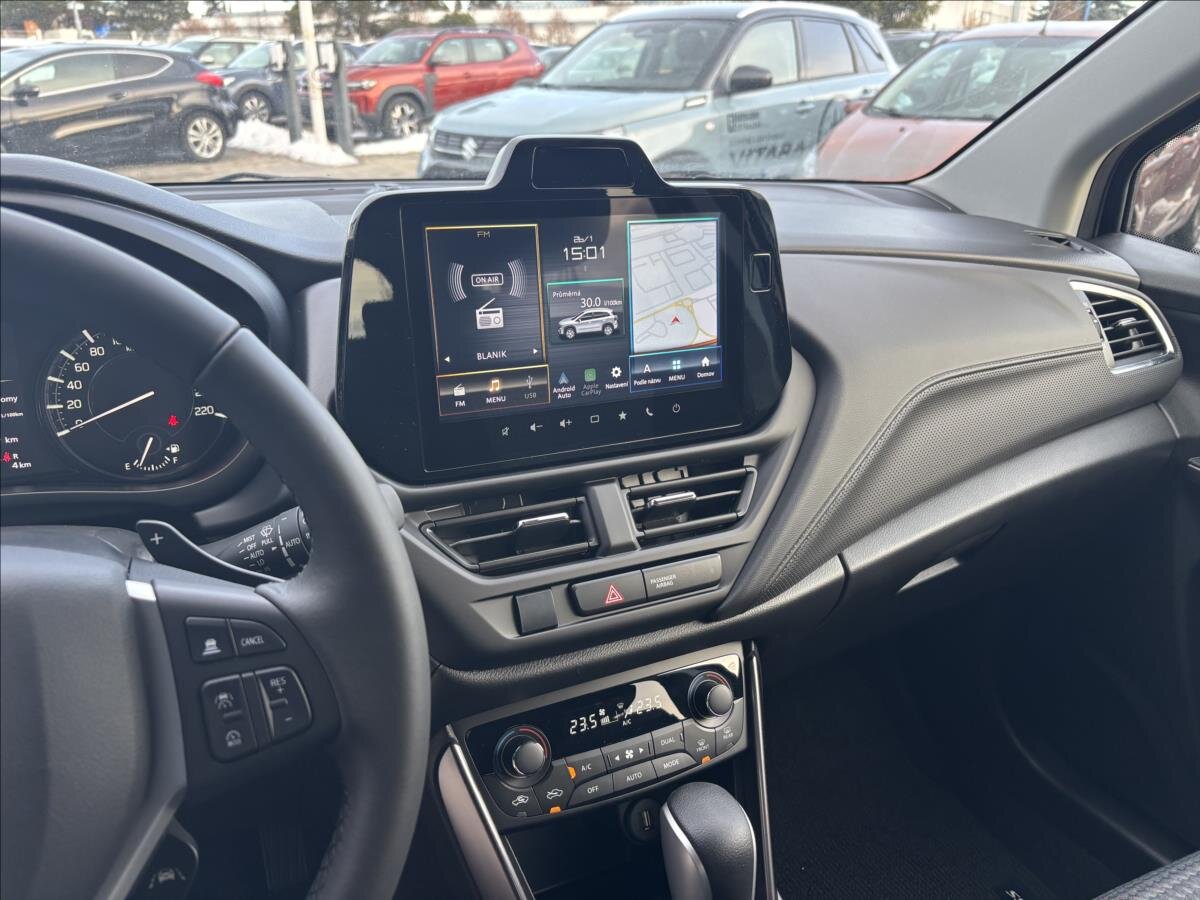 Suzuki S-Cross SUV 1,4 l 81 kw