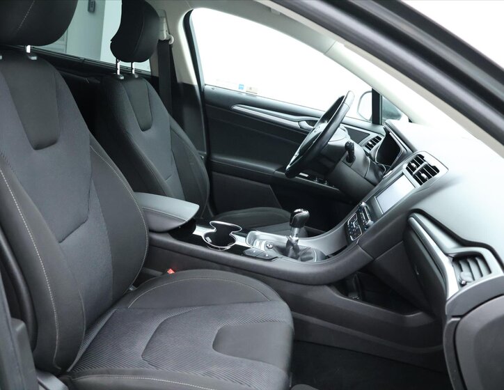 Ford Mondeo Kombi 2,0 l 110 kw