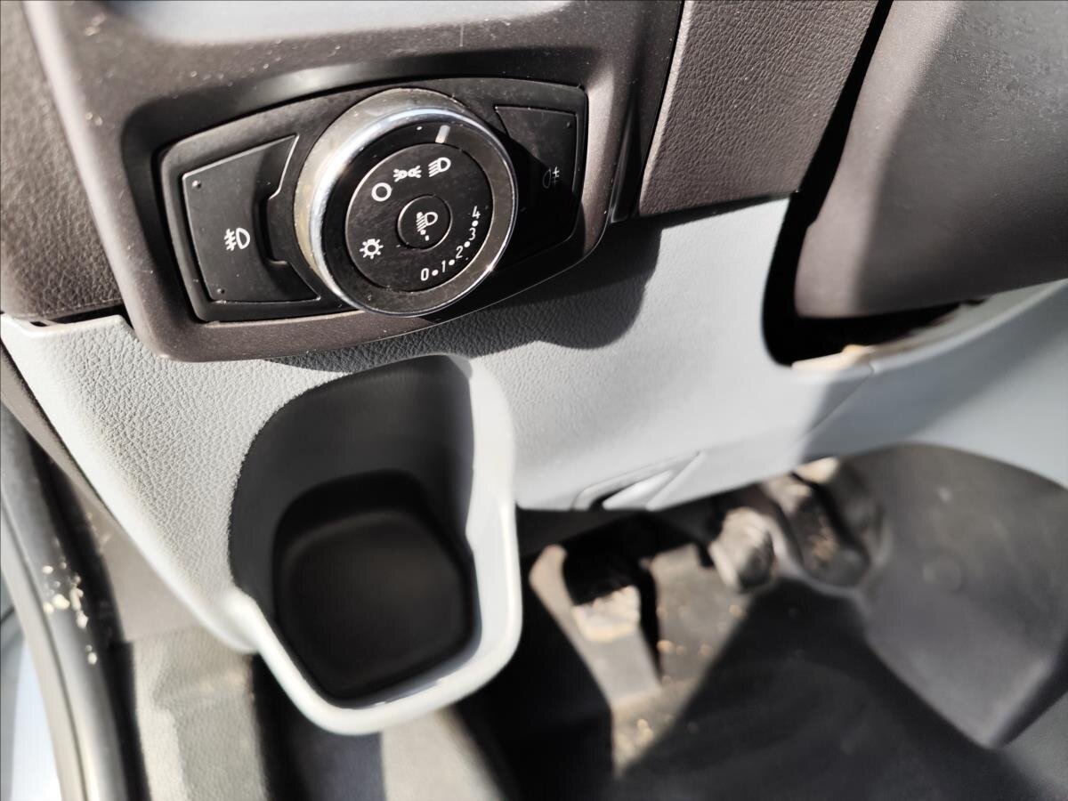 Ford Transit Custom Kombi 2,2 l 92 kw