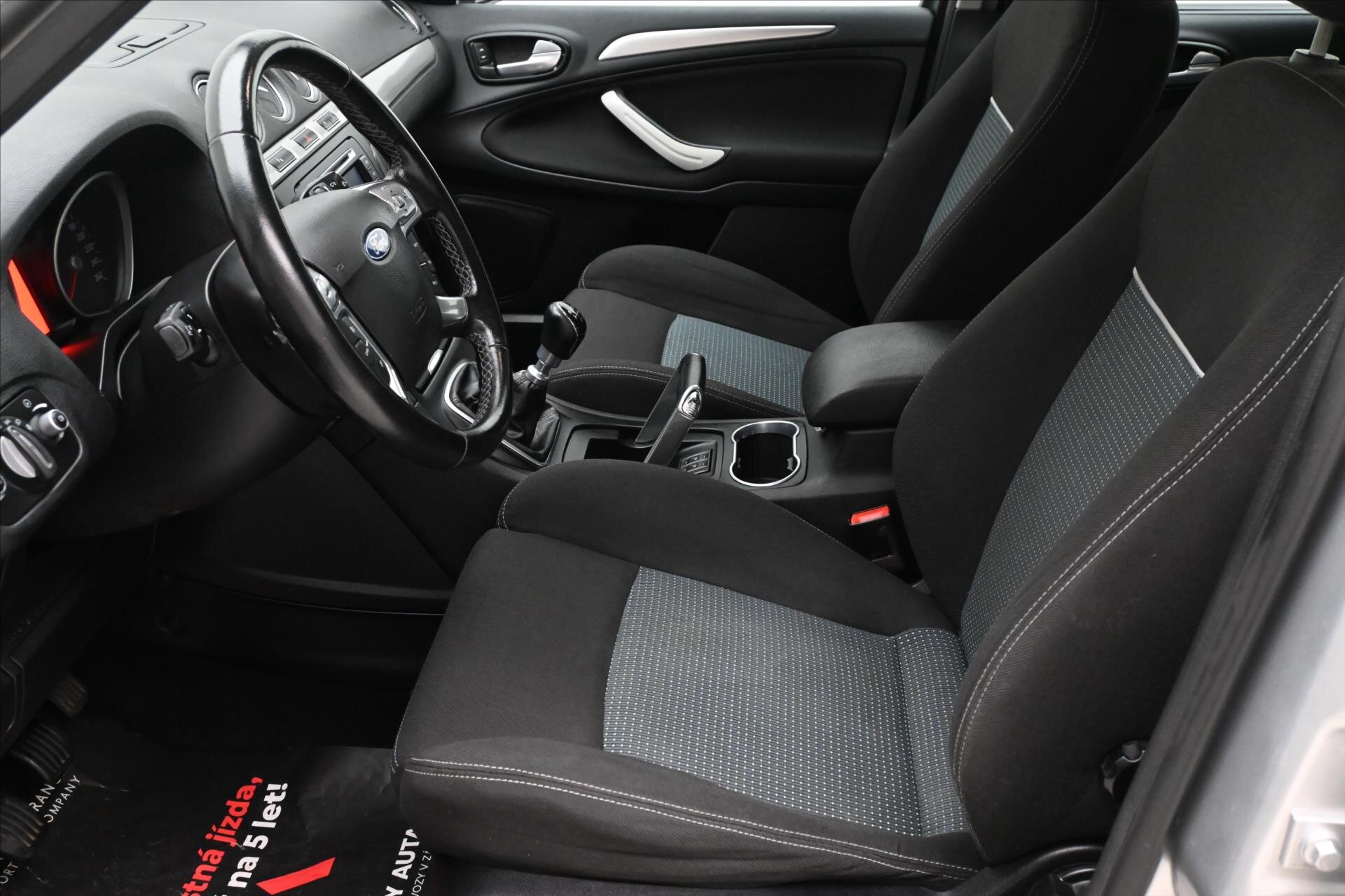 Ford S-MAX MPV 2,0 l 103 kw