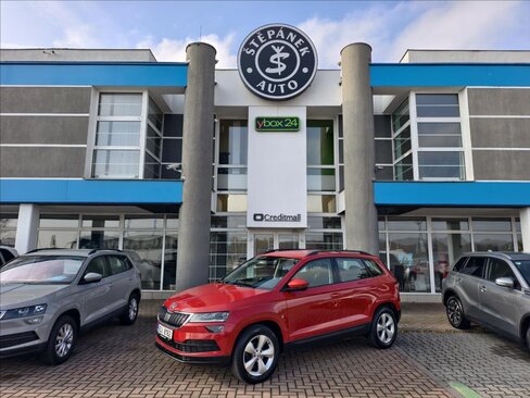 Škoda Karoq SUV / Terénní 1,5 l 110 kw