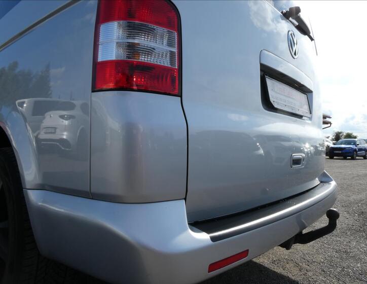 Volkswagen Caravelle 11