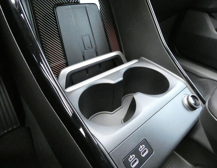 BMW X1 SUV 1,5 l 100 kw