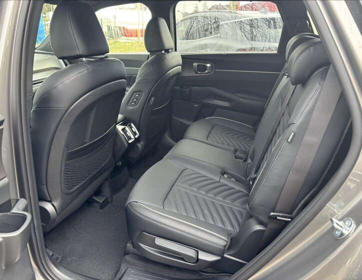 KIA Sorento SUV / Terénní 2,2 l 142 kw