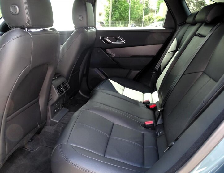 Land Rover Range Rover Velar SUV / Terénní 2,0 l 297 kw