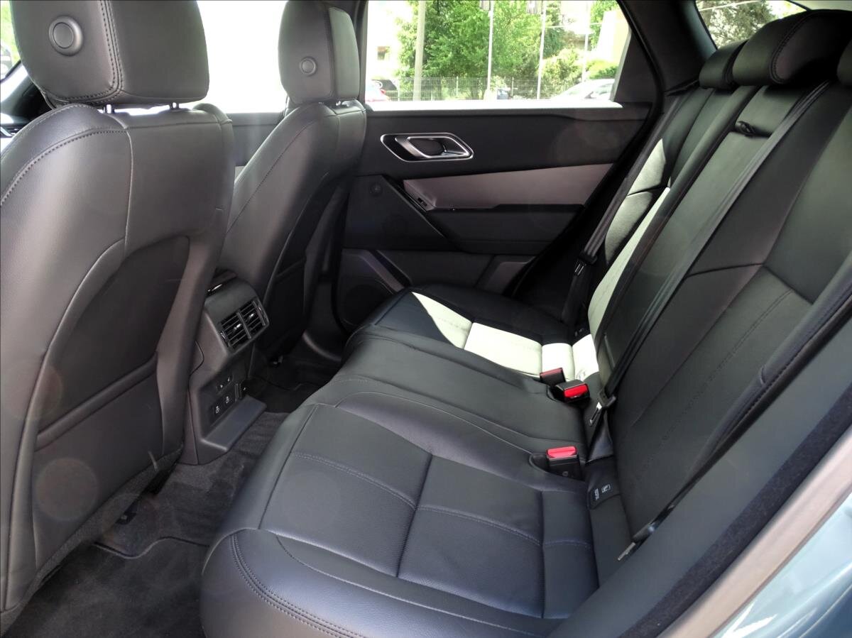 Land Rover Range Rover Velar SUV / Terénní 2,0 l 297 kw