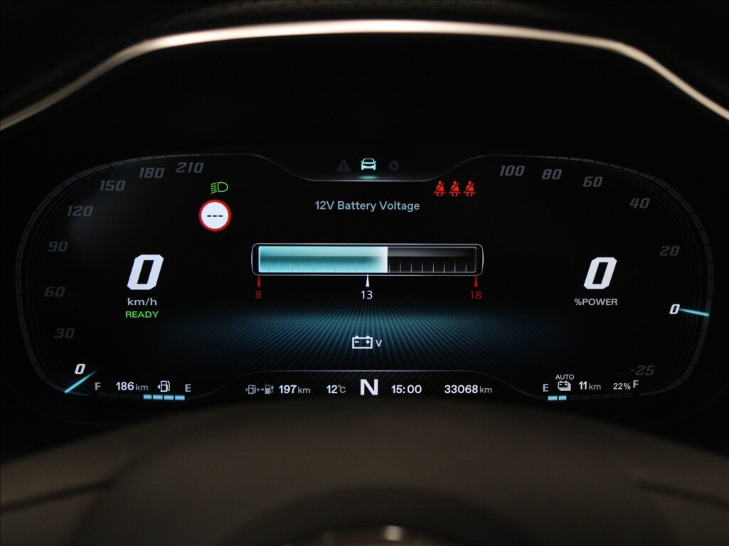 MG EHS SUV / Terénní 1,5 l 190 kw