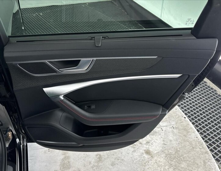 Audi S6 Kombi 3,0 l 253 kw