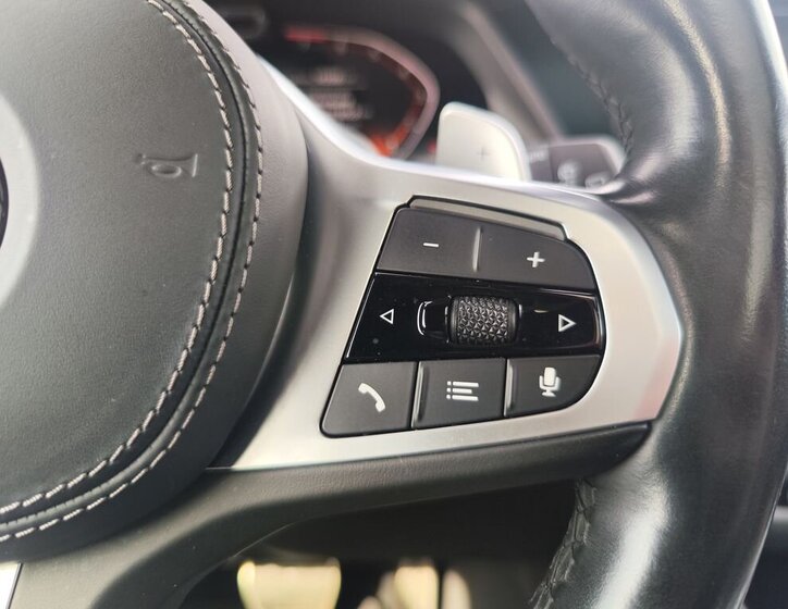 BMW X5 SUV / Terénní 3,0 l 250 kw