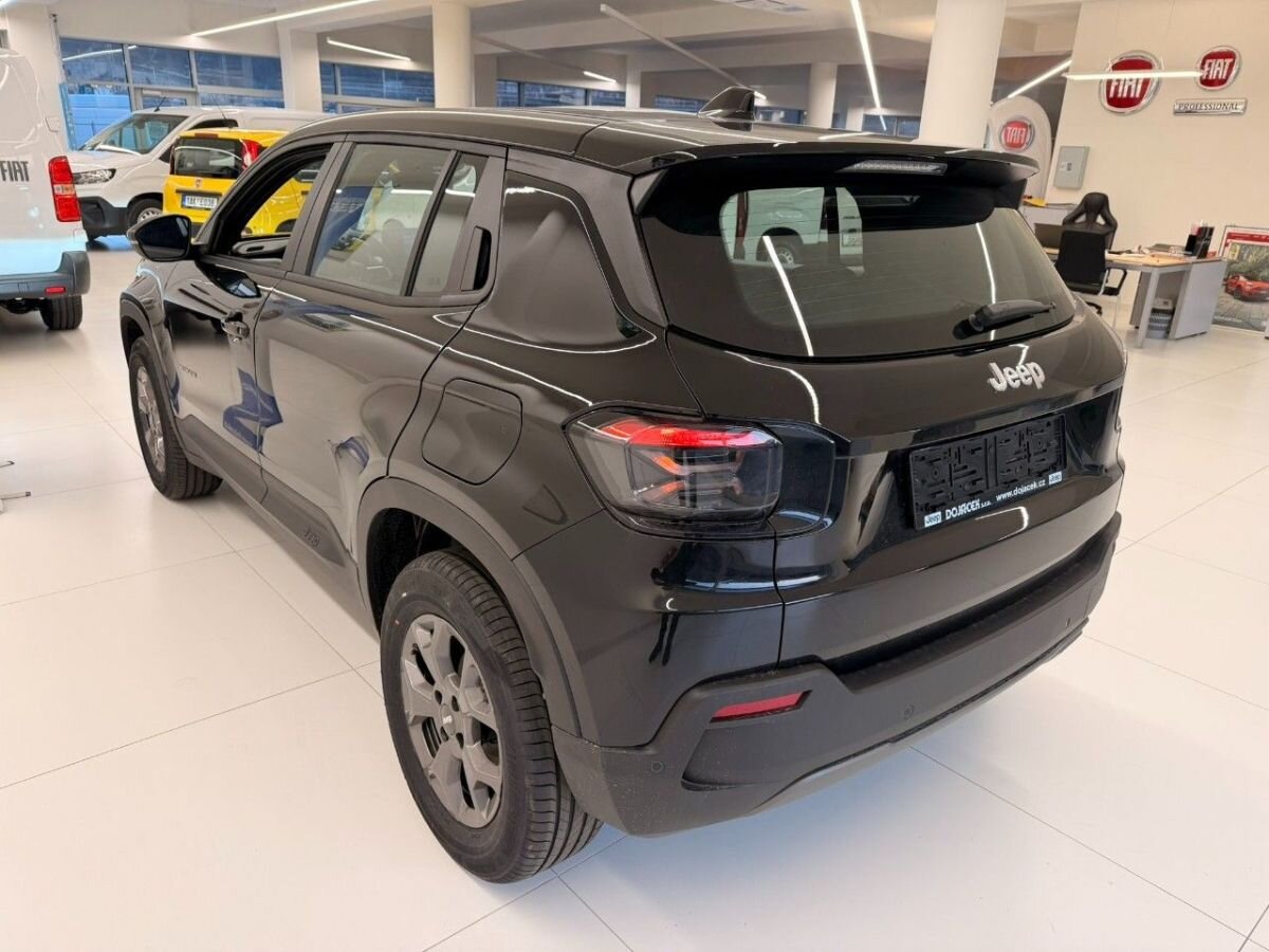 Jeep Avenger Hatchback 1,2 l 74 kw