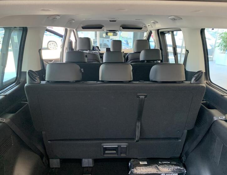 Hyundai Staria 11