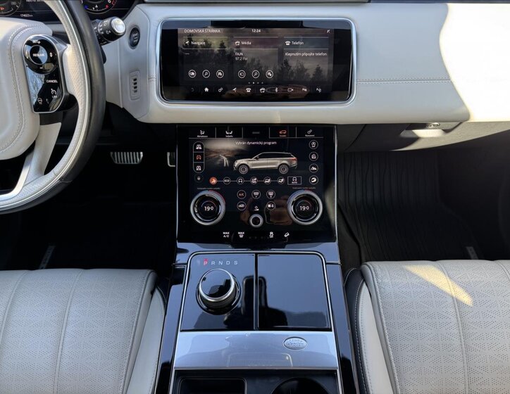 Land Rover Range Rover Velar 16