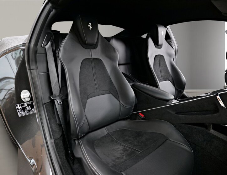 Ferrari Roma Kupé 3,9 l 456 kw