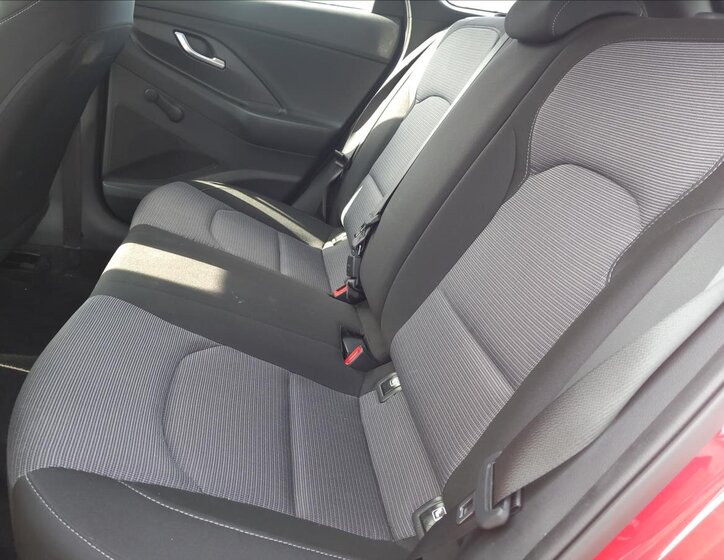 Hyundai i30 Kombi 998,0 88 kw