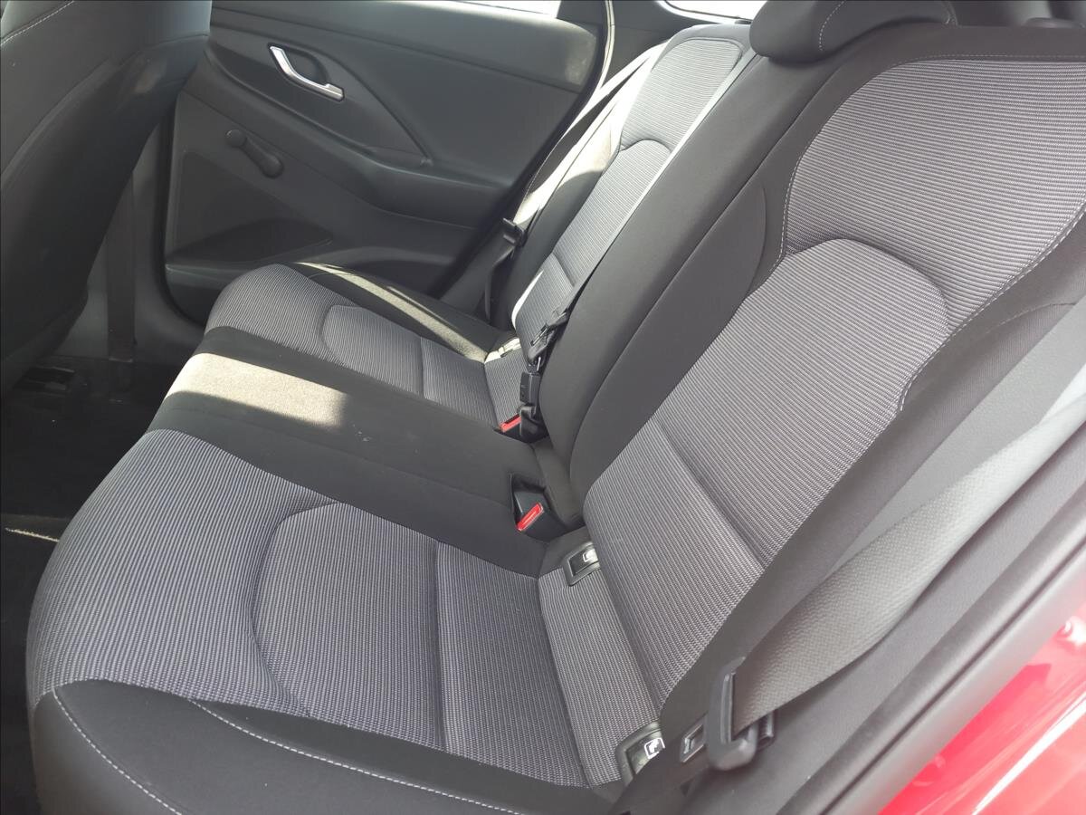 Hyundai i30 Kombi 998,0 88 kw