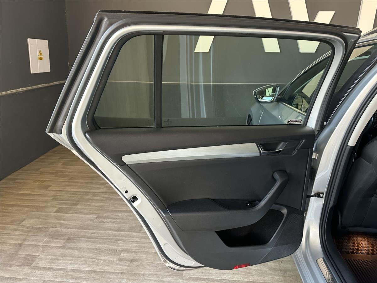 Škoda Superb Kombi 2,0 l 110 kw