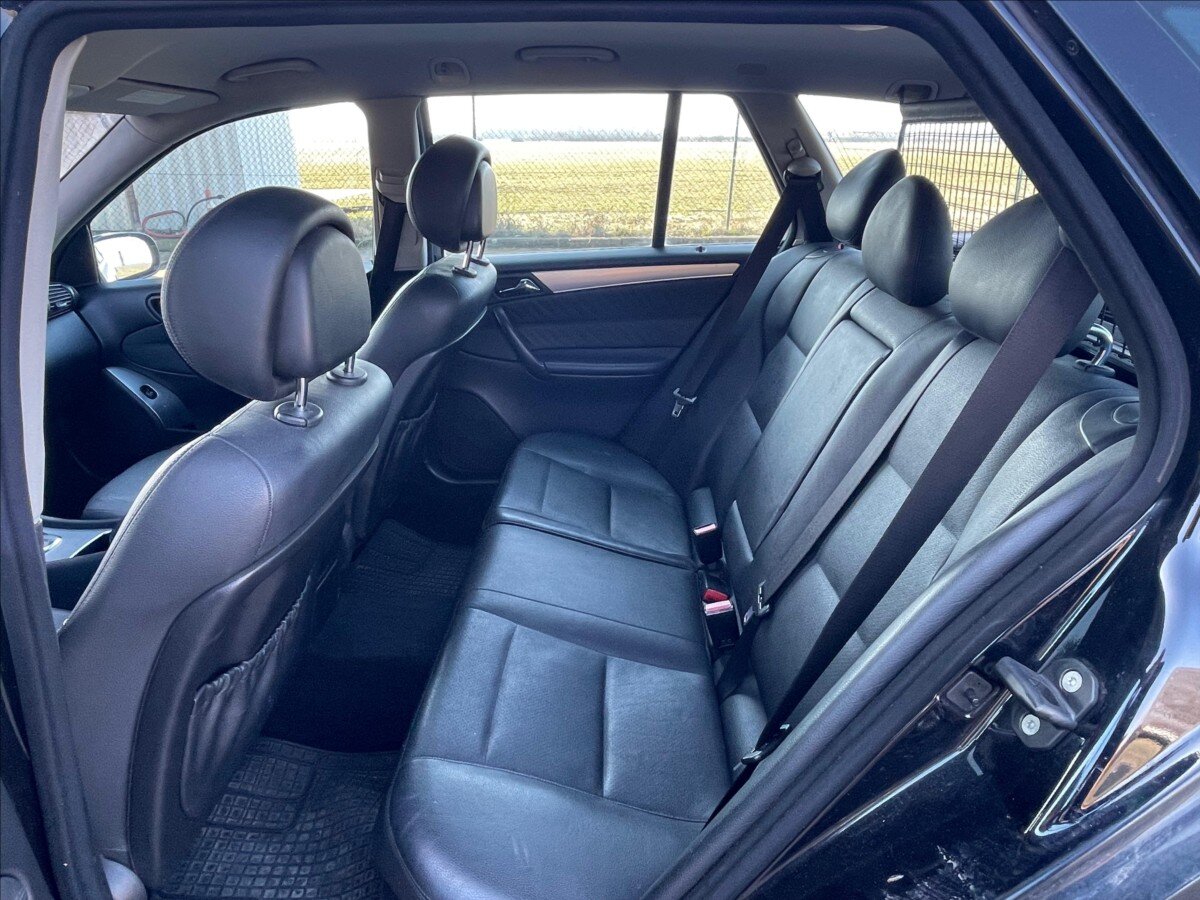 Mercedes-Benz Třídy C Kombi 2,1 l 110 kw