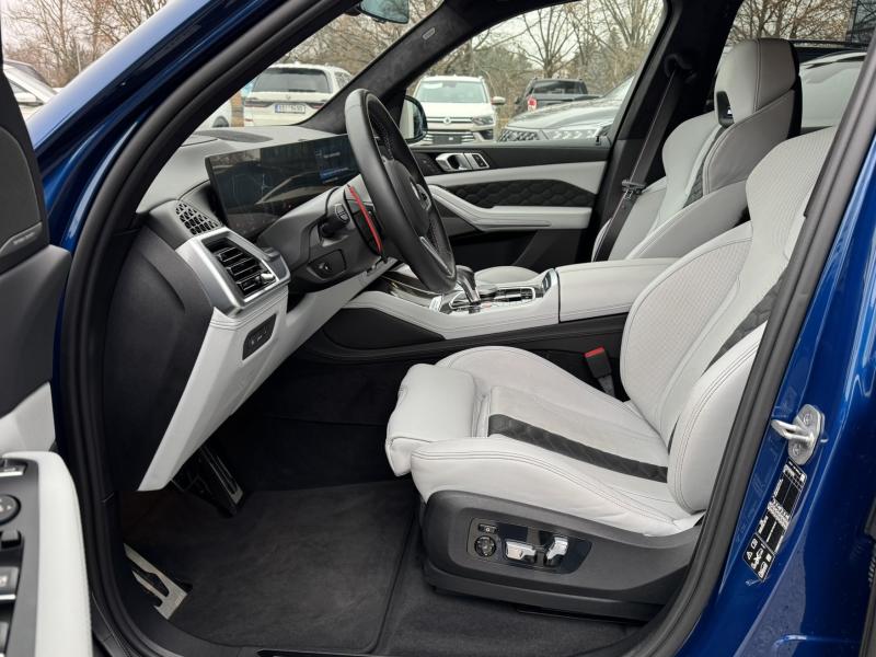 BMW X5 SUV 4,4 l 460 kw