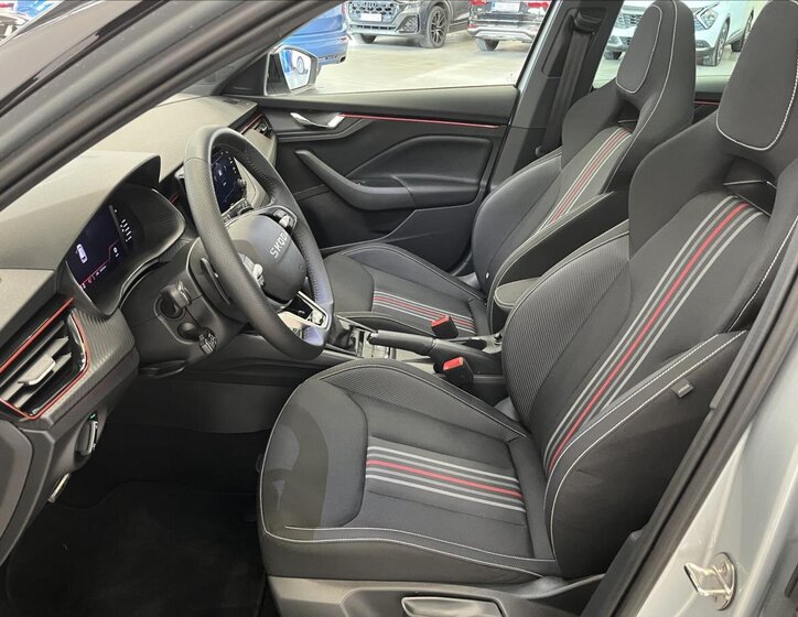 Škoda Kamiq CUV / Crossover 1,5 l 110 kw