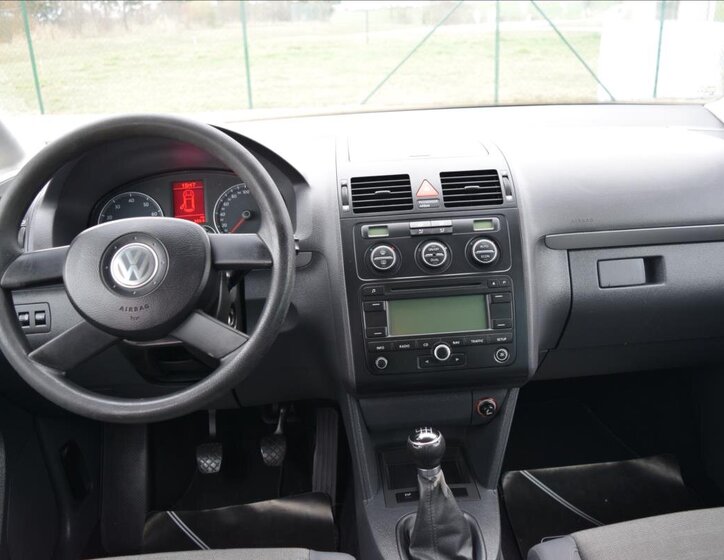 Volkswagen Touran Kombi 1,4 l 103 kw