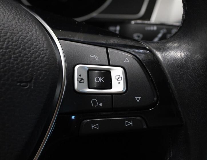 Volkswagen Passat 19