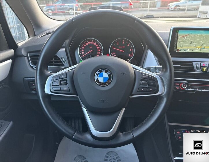 BMW Řada 2 MPV 2,0 l 110 kw