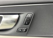 Volvo XC60 SUV 2,0 l 186 kw