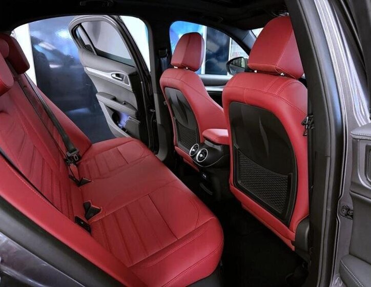 Alfa Romeo Stelvio SUV / Terénní 2,0 l 206 kw