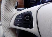 Mercedes-Benz Třídy E Sedan 2,0 l 143 kw