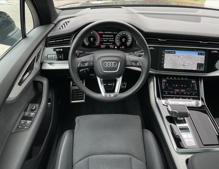 Audi Q7 7